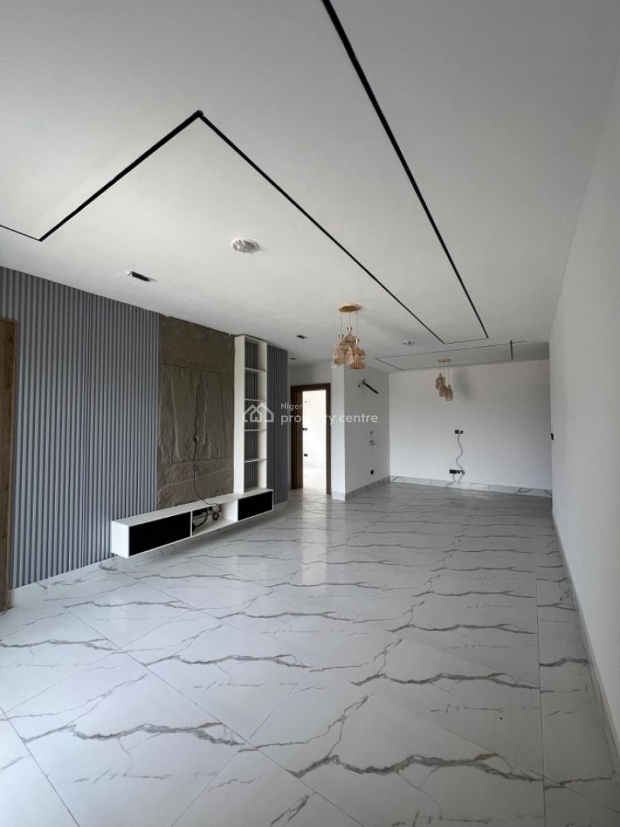 Contemporary 2 Bedroom Apartment with Bq, Lekki Phase 1, Lekki, Lagos, Flat / Apartment for Sale