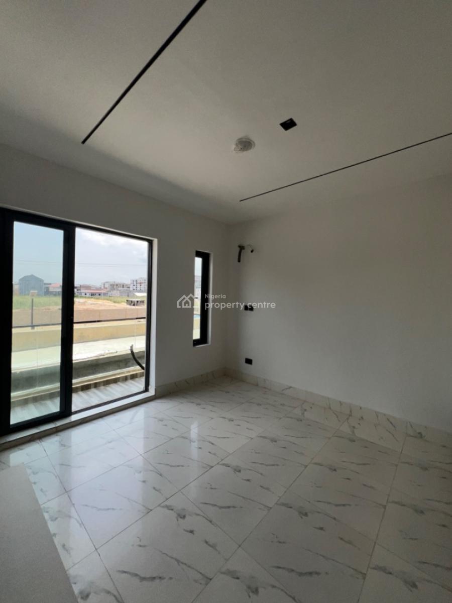 Contemporary 2 Bedroom Apartment with Bq, Lekki Phase 1, Lekki, Lagos, Flat / Apartment for Sale