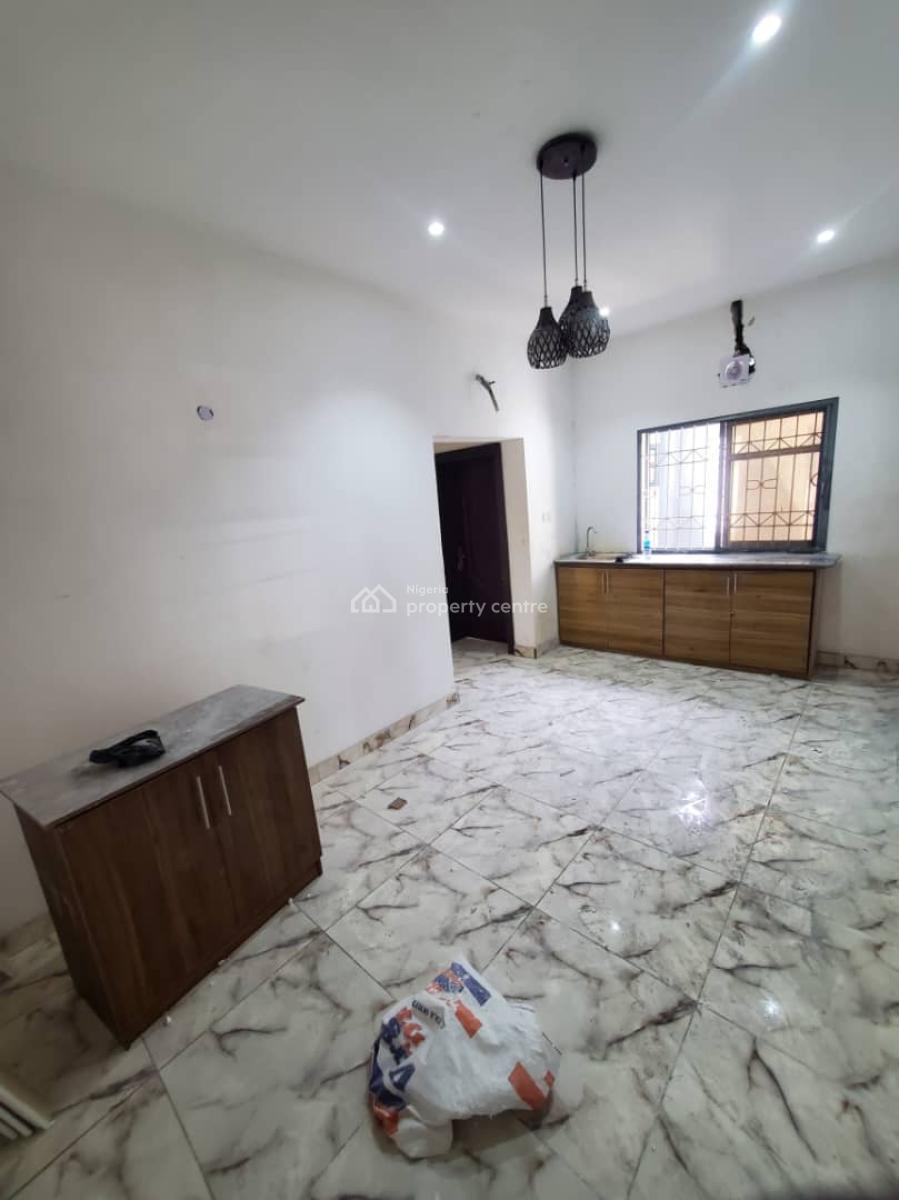 Luxury 2 Bedroom Serviced Apartment, Orchid Road, Lekki, Lagos, Flat / Apartment for Rent