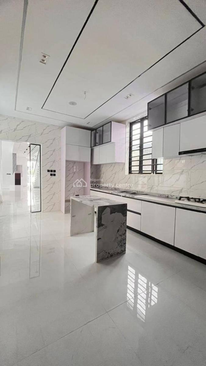 Capacious 5 Bedroom with Bq, Chevron Toll Gate, Ilasan, Lekki, Lagos, Detached Duplex for Sale
