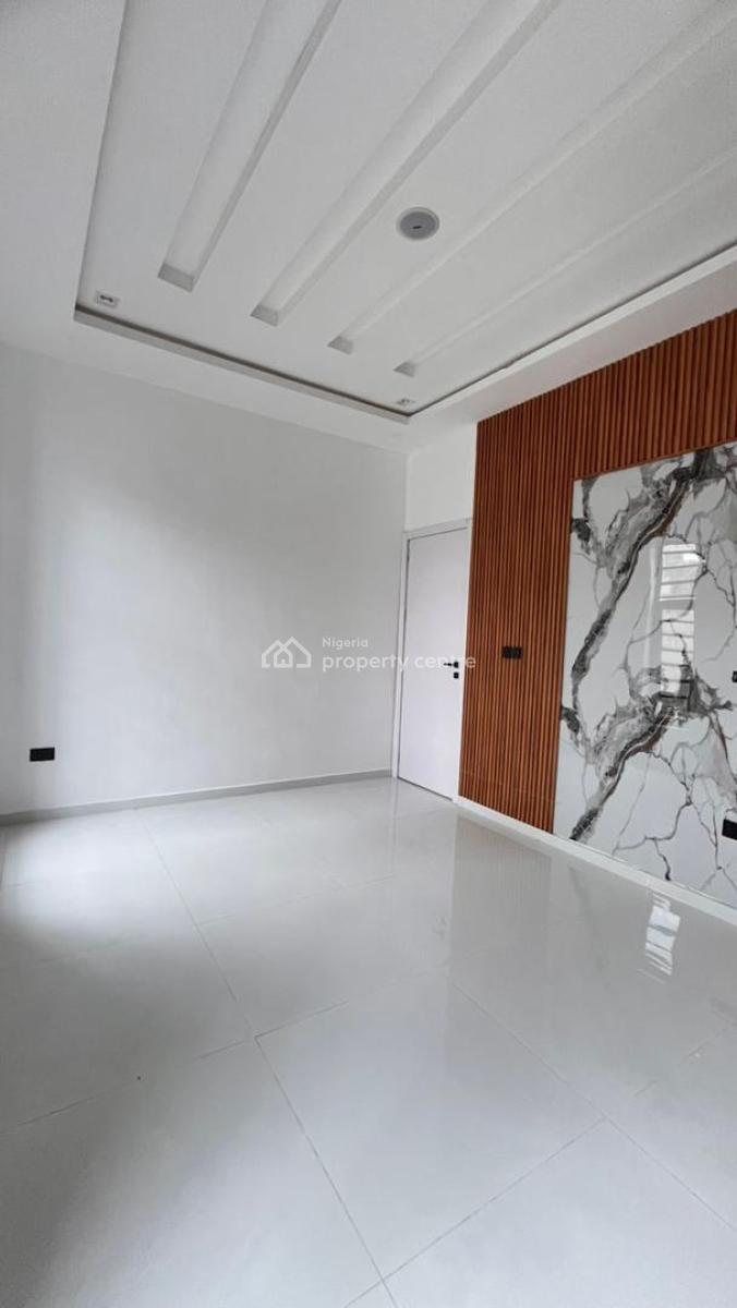 Capacious 5 Bedroom with Bq, Chevron Toll Gate, Ilasan, Lekki, Lagos, Detached Duplex for Sale