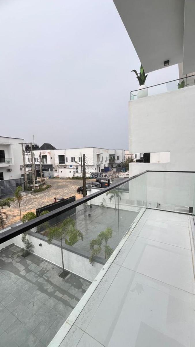 Capacious 5 Bedroom with Bq, Chevron Toll Gate, Ilasan, Lekki, Lagos, Detached Duplex for Sale