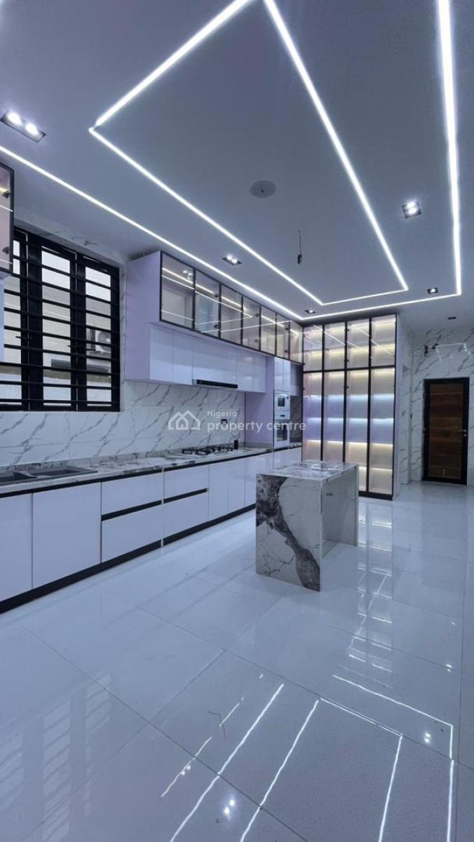 5 Bedroom Fully Detached with Bq, Chevron Toll Gate, Ilasan, Lekki, Lagos, Detached Duplex for Sale