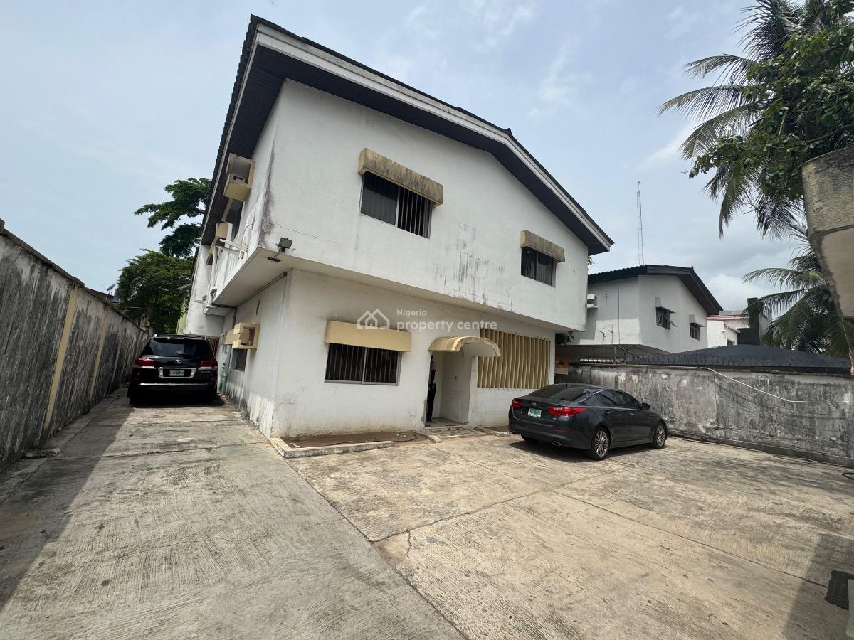 a Self Serviced 196sqm Office Space, Victoria Island (vi), Lagos, Office Space for Rent