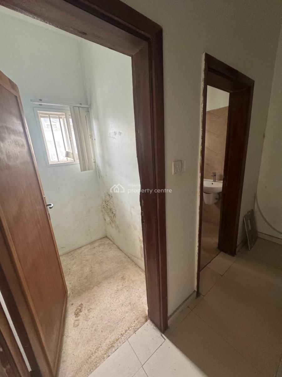 a Self Serviced 196sqm Office Space, Victoria Island (vi), Lagos, Office Space for Rent