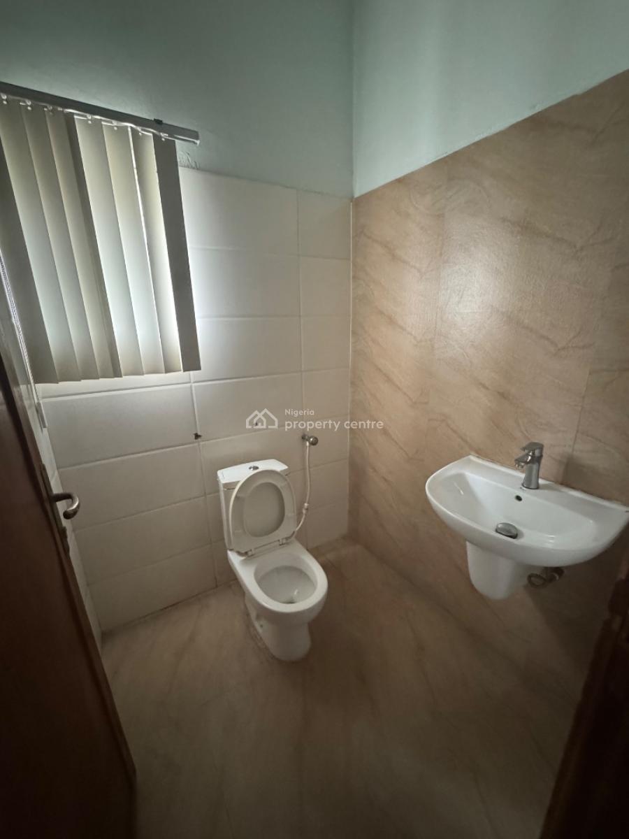 a Self Serviced 196sqm Office Space, Victoria Island (vi), Lagos, Office Space for Rent