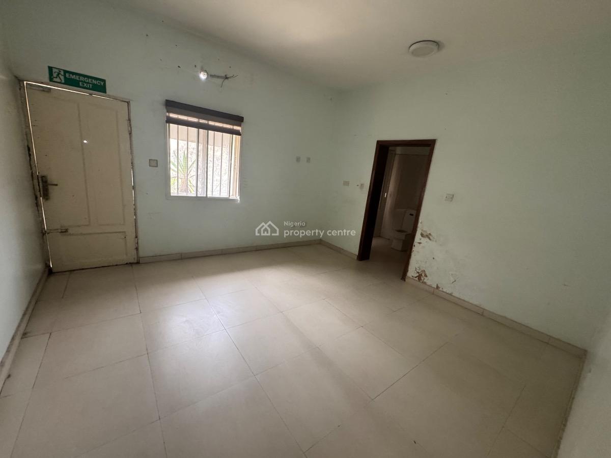 a Self Serviced 196sqm Office Space, Victoria Island (vi), Lagos, Office Space for Rent