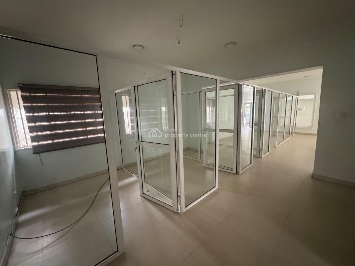 a Self Serviced 196sqm Office Space, Victoria Island (vi), Lagos, Office Space for Rent