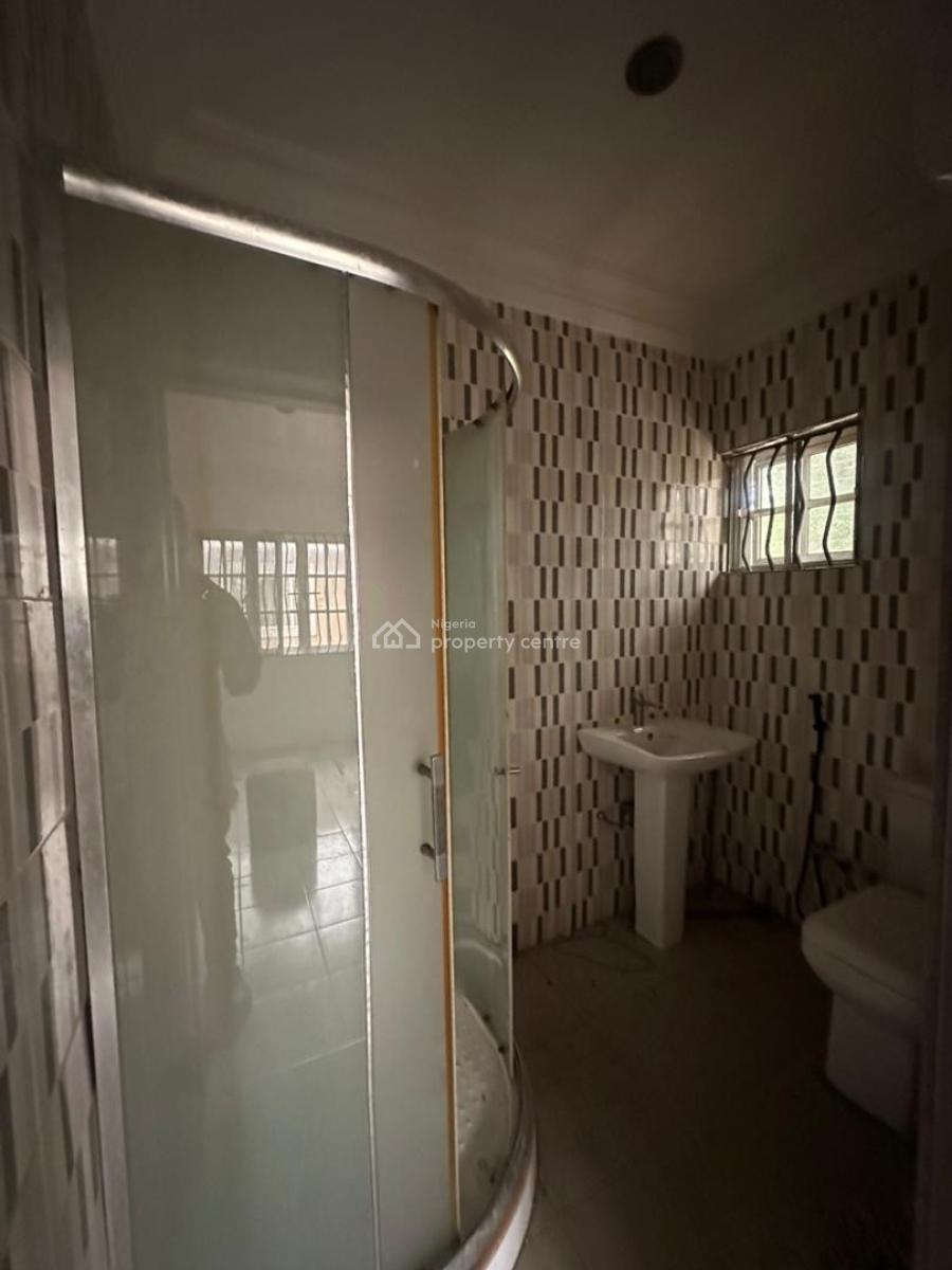 Well Maintained 3-bedroom Terraced Duplex, Ikota, Lekki, Lagos, Terraced Duplex for Rent