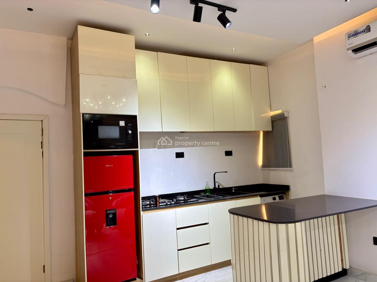 a Stylish 1-bedroom Apartment, 6a, Wale Hammed , Chevron Bera Estate, Lekki, Lagos, Mini Flat (room and Parlour) Short Let
