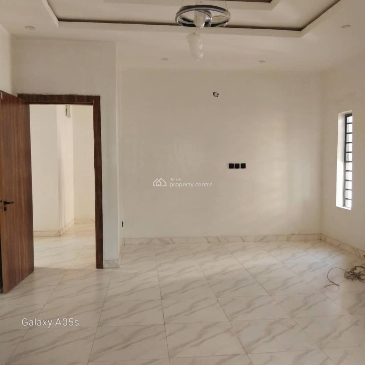 Spacious 4 Bedroom Terraced Duplex in a Secured Estate, Orchid, Lekki, Lagos, Terraced Duplex for Rent