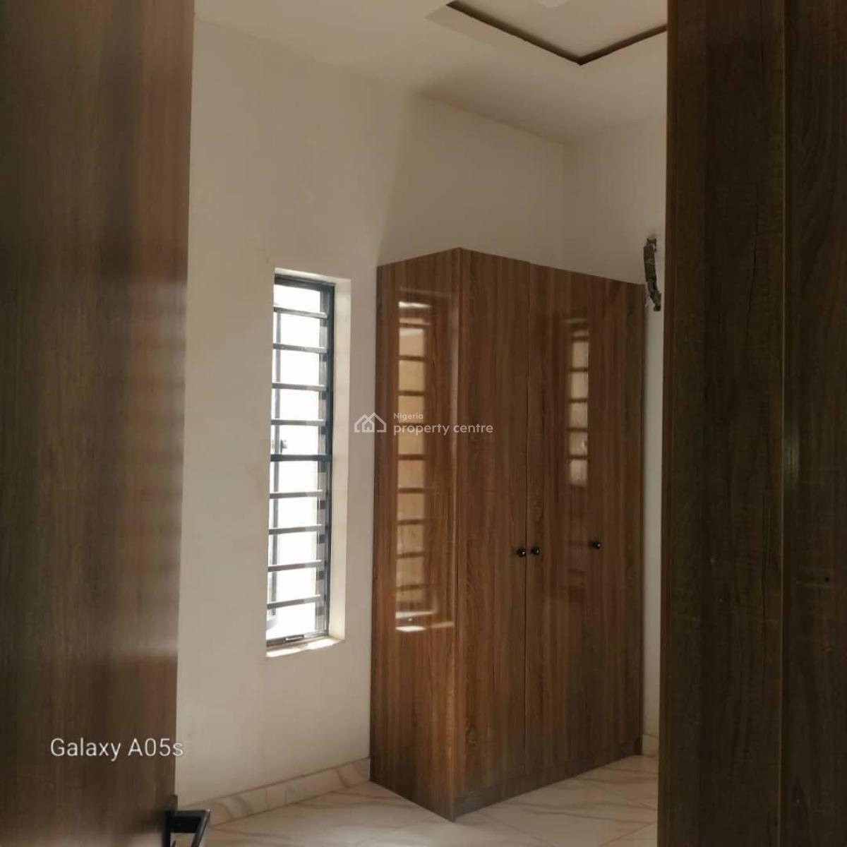 Spacious 4 Bedroom Terraced Duplex in a Secured Estate, Orchid, Lekki, Lagos, Terraced Duplex for Rent