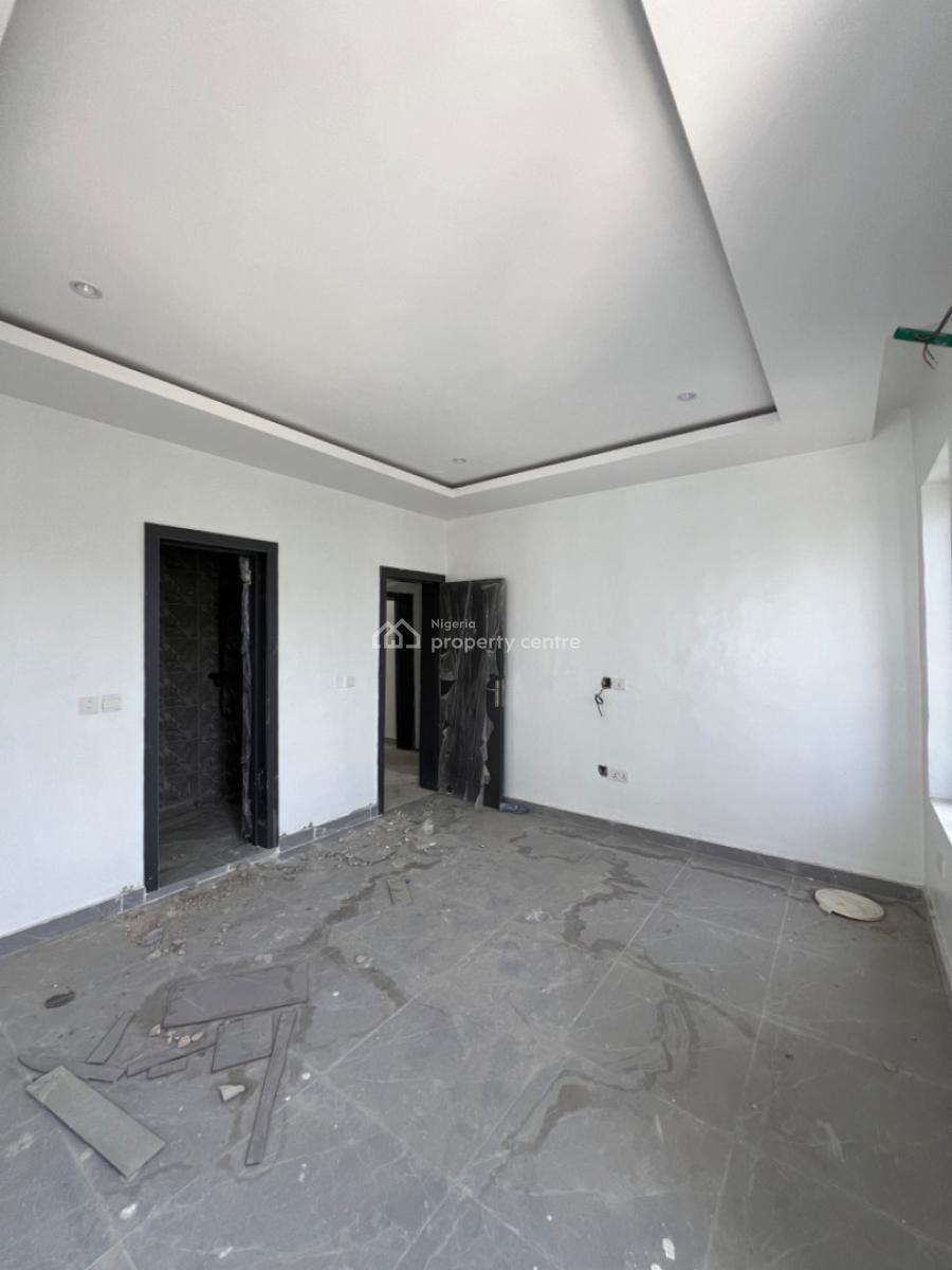 Contemporary 3 Bedroom Apartment, Lekki Phase 1, Lekki, Lagos, Flat / Apartment for Sale