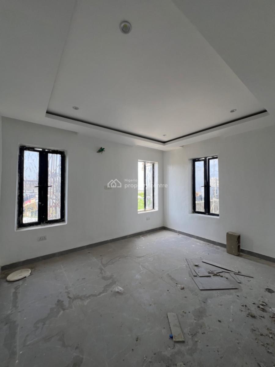 Contemporary 3 Bedroom Apartment, Lekki Phase 1, Lekki, Lagos, Flat / Apartment for Sale