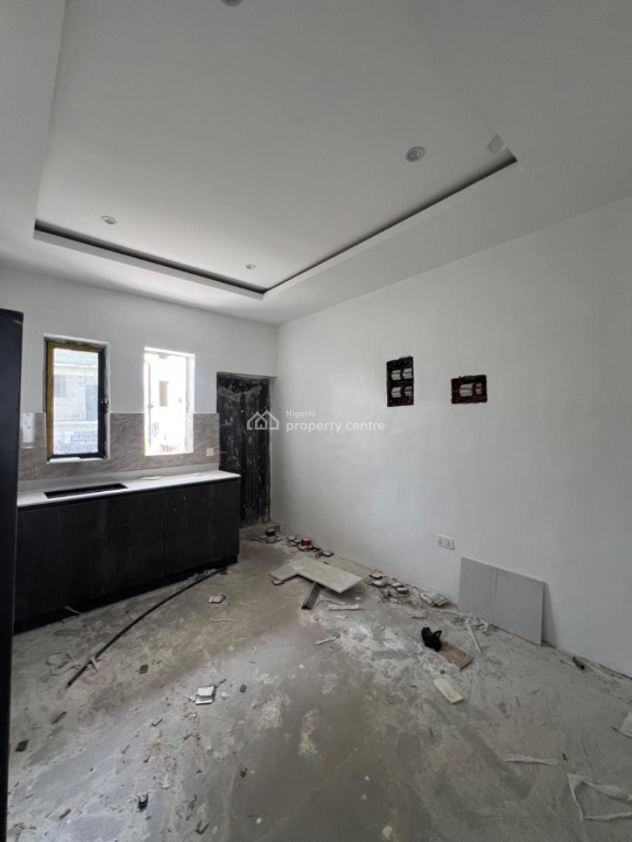 Contemporary 3 Bedroom Apartment, Lekki Phase 1, Lekki, Lagos, Flat / Apartment for Sale