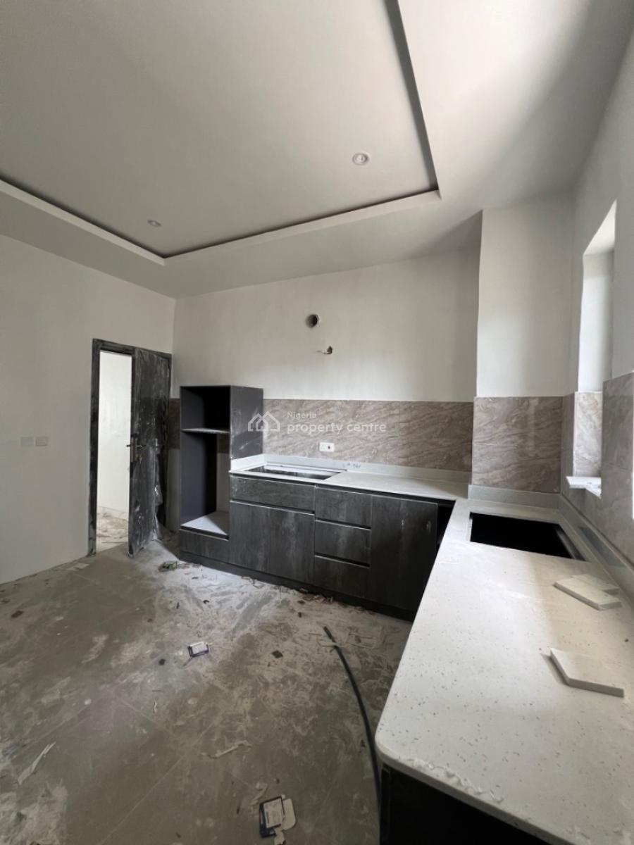 Contemporary 3 Bedroom Apartment, Lekki Phase 1, Lekki, Lagos, Flat / Apartment for Sale