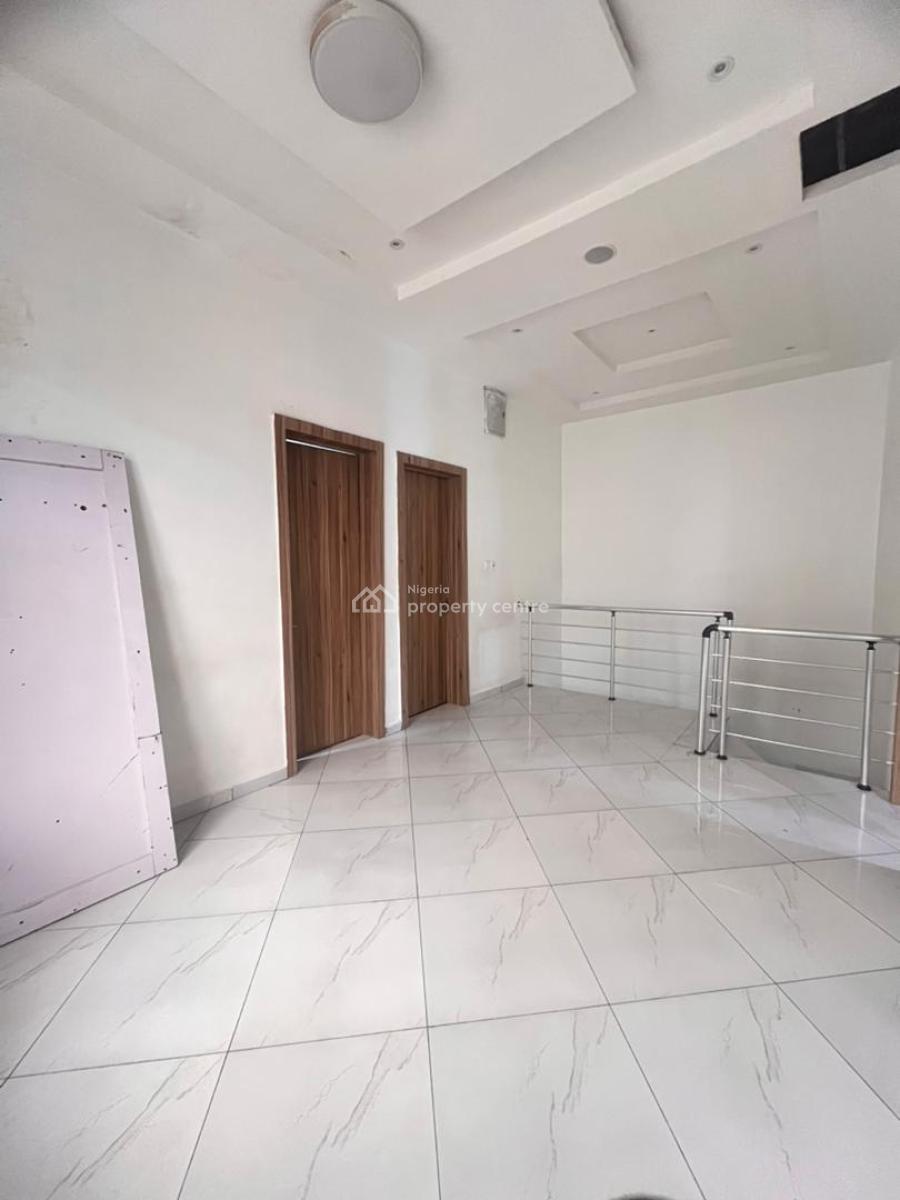 Lovely  4 Bedroom Semi-detached Duplex with a Bq, Orchid Road, Lekki Expressway, Lekki, Lagos, Semi-detached Duplex for Rent