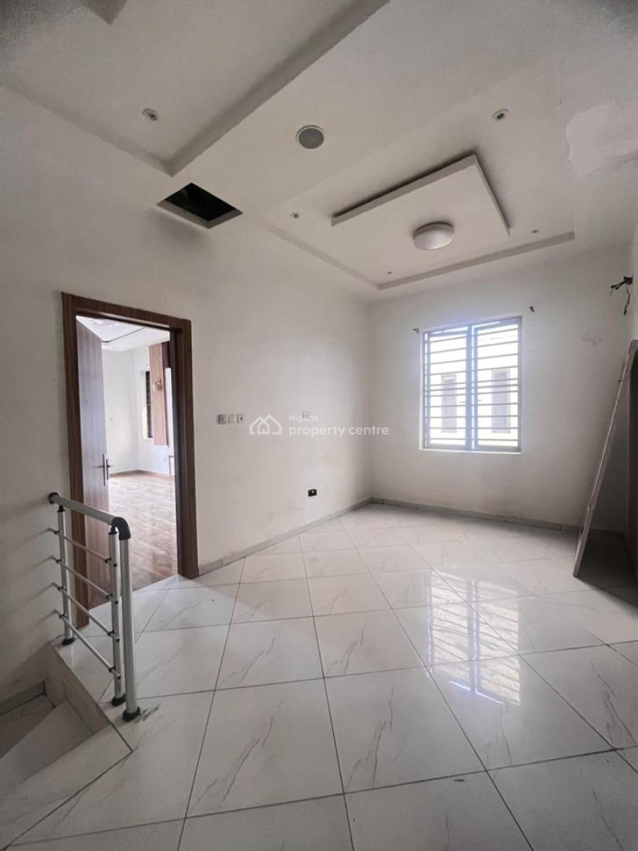 Lovely  4 Bedroom Semi-detached Duplex with a Bq, Orchid Road, Lekki Expressway, Lekki, Lagos, Semi-detached Duplex for Rent