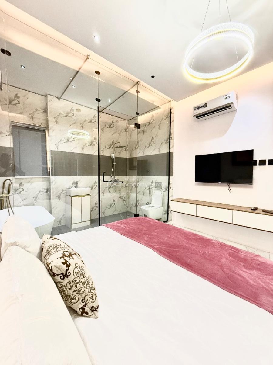 Luxury 1-bedroom Apartment, 6a, Wale Hammed , Chevron Bera Estate, Lekki, Lagos, Mini Flat (room and Parlour) Short Let