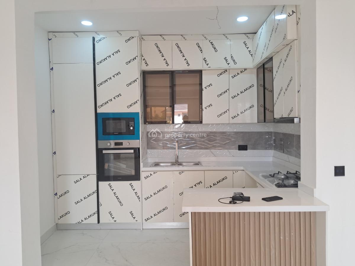 Newly Built 2 Bedroom with Elevator, Gym and Swimming Pool, Lekki Phase 1, Lekki, Lagos, Flat / Apartment for Sale