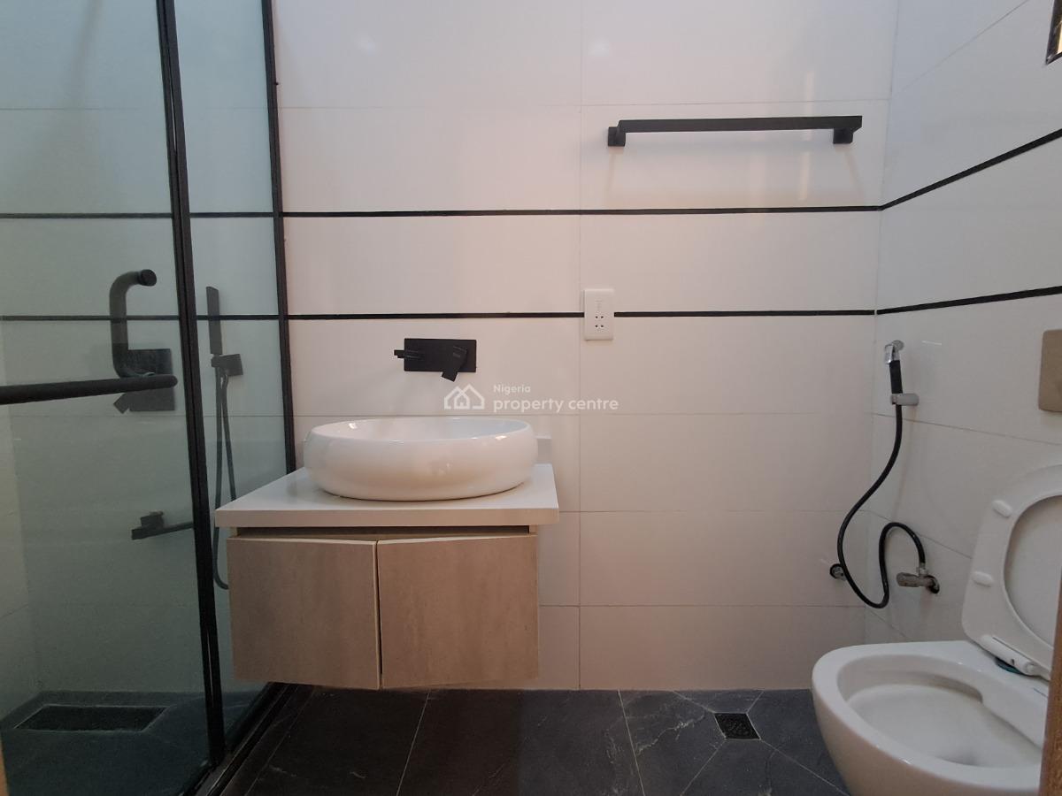 Newly Built 2 Bedroom with Elevator, Gym and Swimming Pool, Lekki Phase 1, Lekki, Lagos, Flat / Apartment for Sale