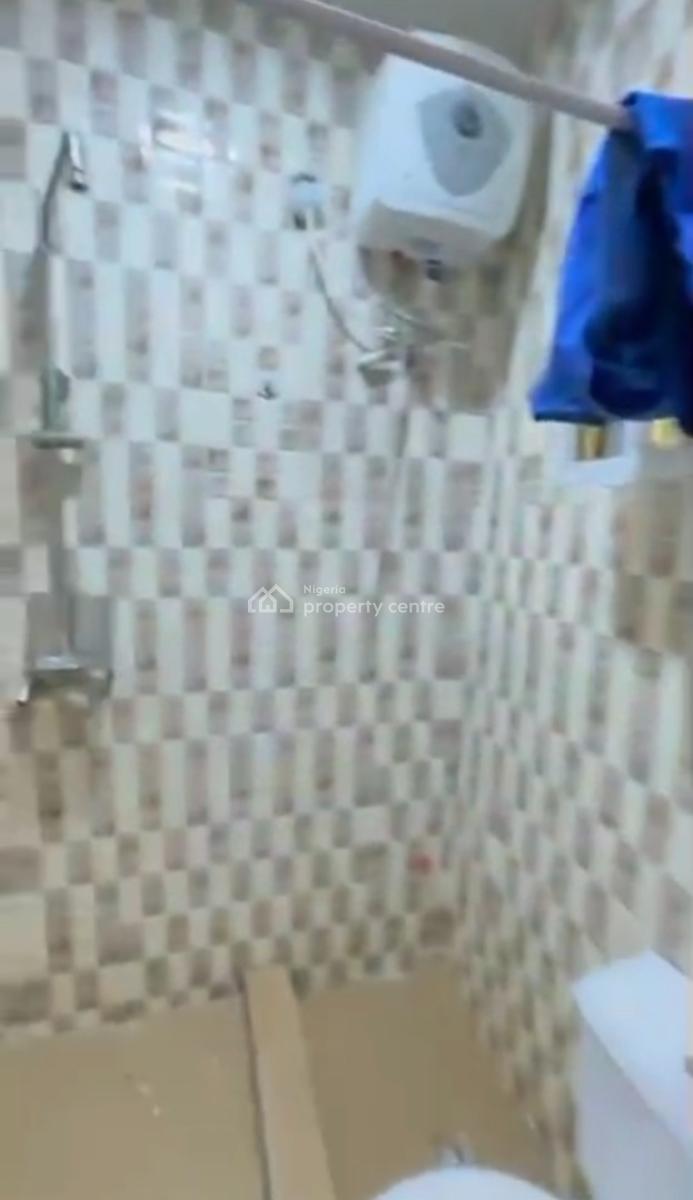 Spacious 3 Bedrooms Terrace Serviced Duplex House, Paradise 2 Estate Chevron Alternative Route, Lekki, Lagos, Terraced Duplex for Sale