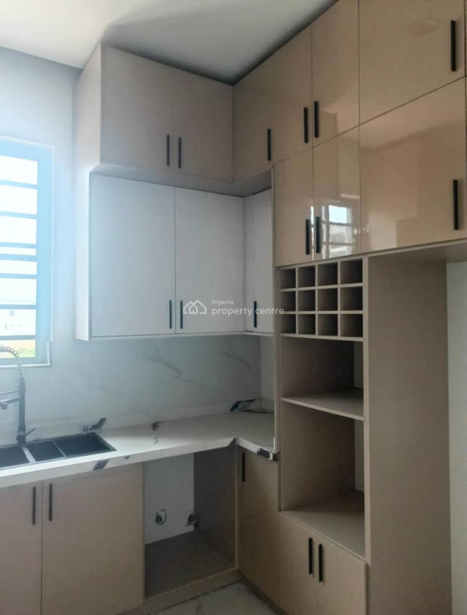 Lovely Newly Built Luxury 2 Bedroom Apartment in a Secure Estate, Freedom Way, Lekki, Lagos, Flat / Apartment for Rent