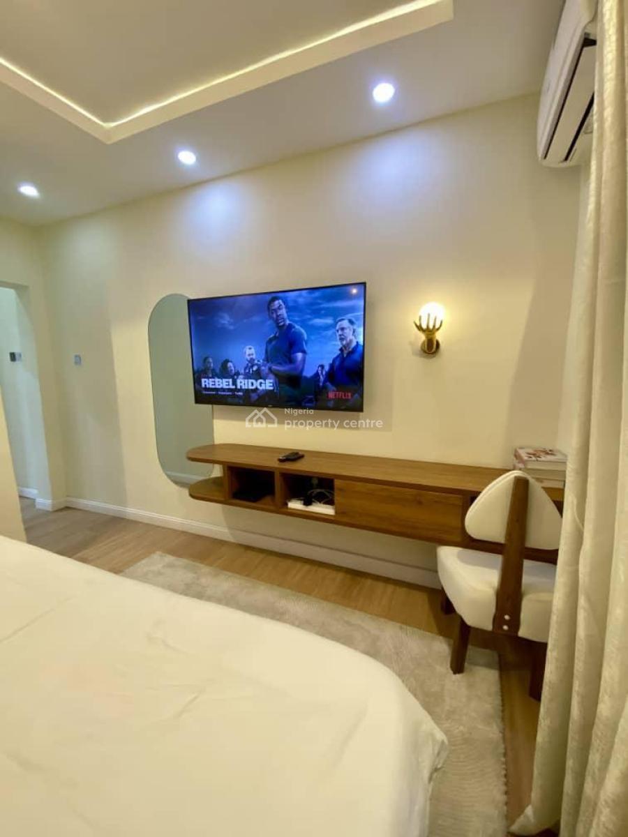 Lovely 1 Bedroom Apartment, Off Admiralty Way, Lekki Phase 1, Lekki, Lagos, Flat / Apartment Short Let