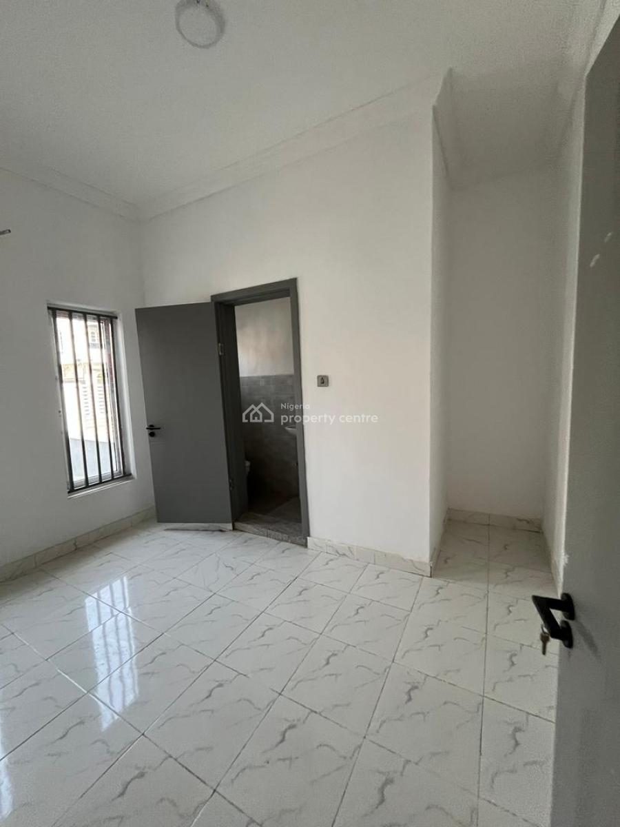 4 Bedroom Semi Detached Duplex with Bq, George Bassey Close, Lekki, Lagos, Semi-detached Duplex for Sale