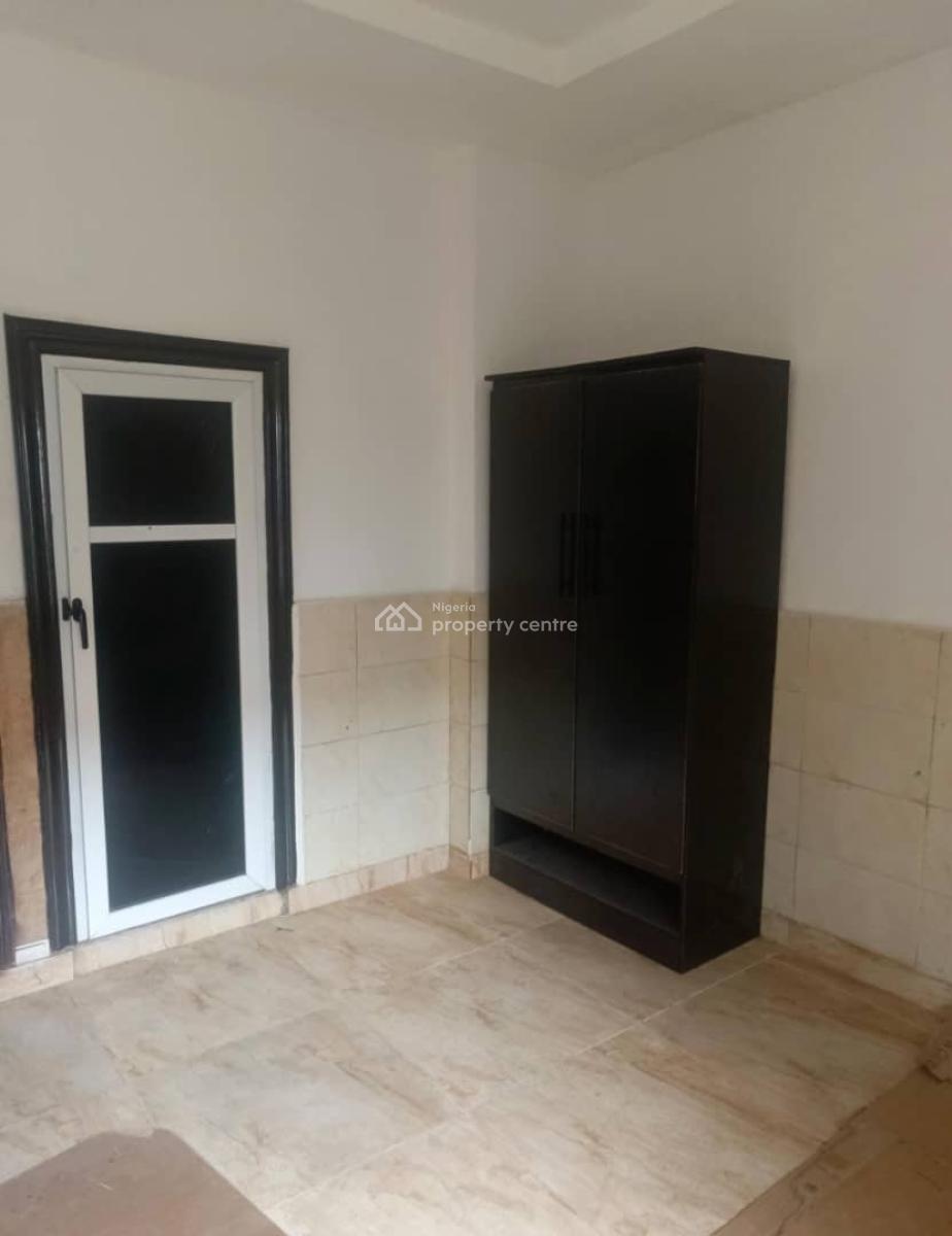 Exquisite Spacious 3 Bedroom Apartment in a Secure Estate, Lekki Phase 1, Lekki, Lagos, Flat / Apartment for Rent