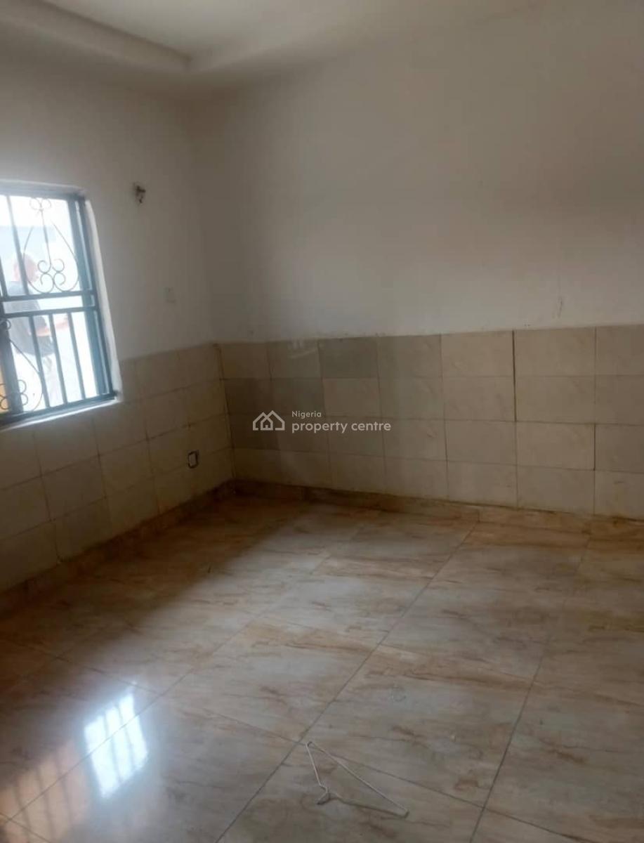 Exquisite Spacious 3 Bedroom Apartment in a Secure Estate, Lekki Phase 1, Lekki, Lagos, Flat / Apartment for Rent