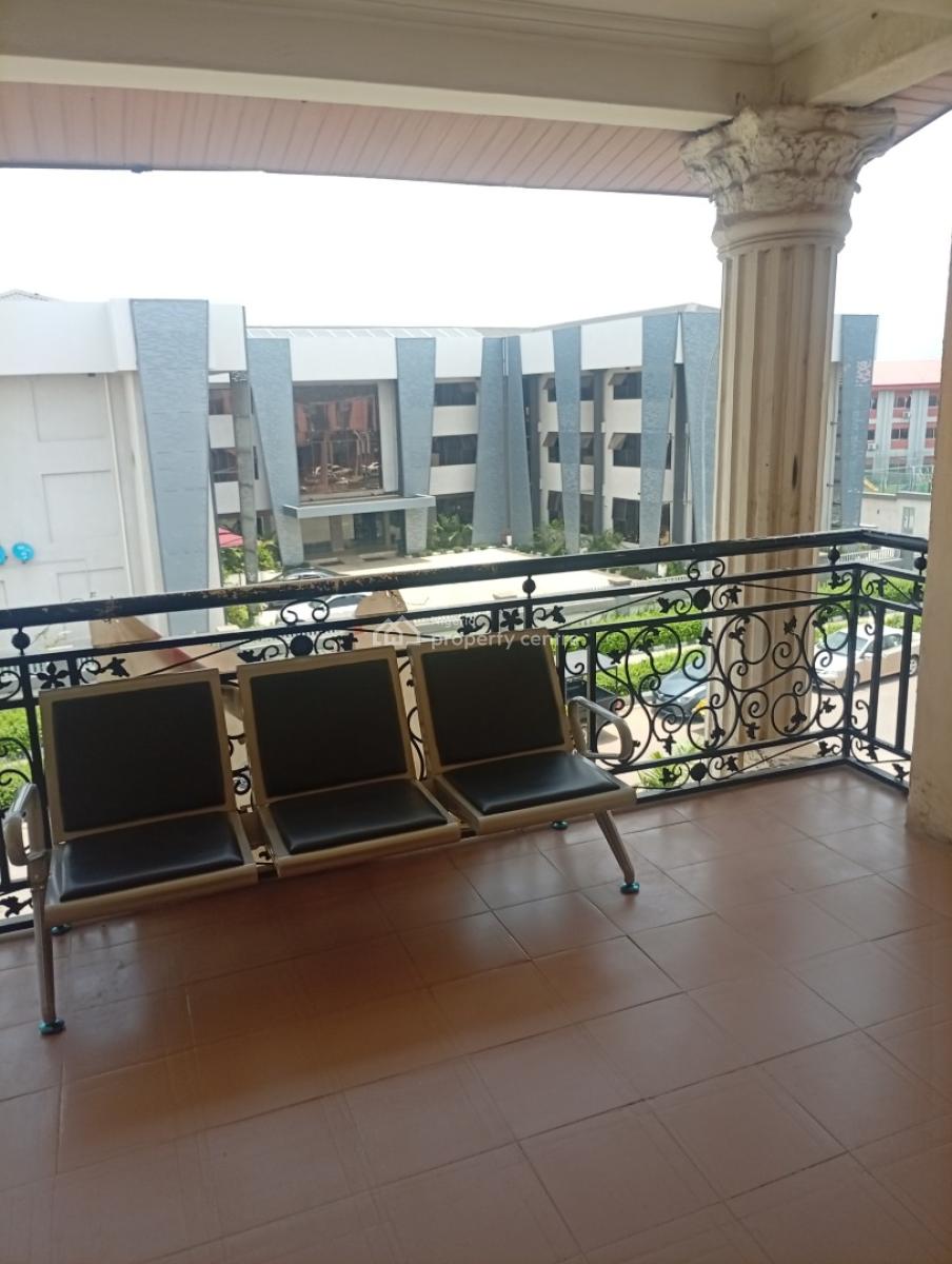 3 Bedroom Flat with a Room Bq with Acs and Generator, Wuse 2, Abuja, Flat / Apartment for Rent