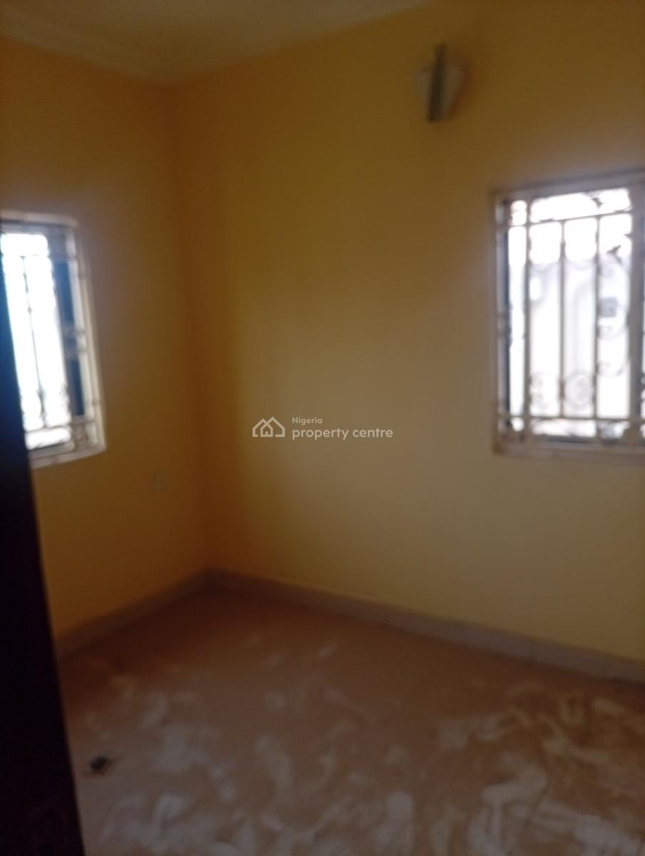 3 Bedroom Flat with a Room Bq with Acs and Generator, Wuse 2, Abuja, Flat / Apartment for Rent