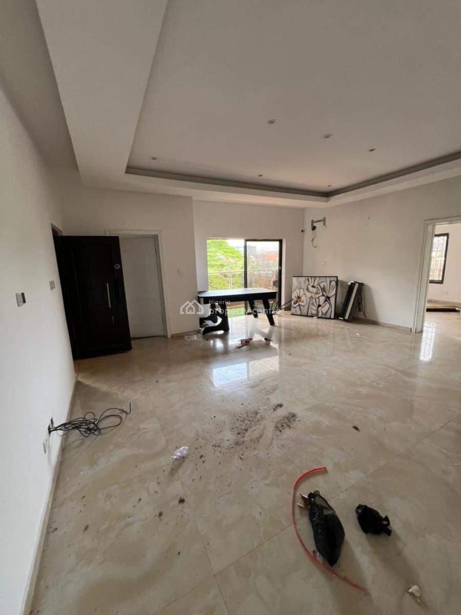 Lovely Spacious 2 Bedroom Apartment in a Secure Estate, Freedom Way, Lekki, Lagos, Flat / Apartment for Rent