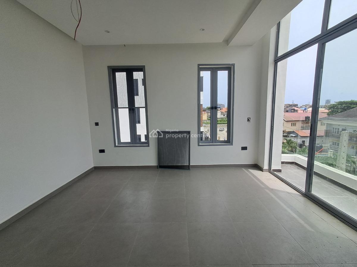Exclusive 4 Bedroom Terrace Plus Bq in a Self Compund, Perfect for Office Space & Luxury Living, Facing Admiralty Way, Lekki Phase 1, Lekki, Lagos, Terraced Duplex for Sale