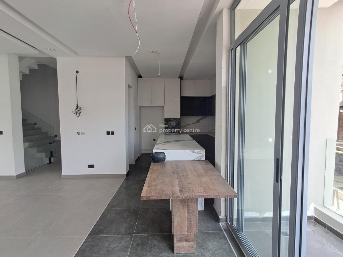 Exclusive 4 Bedroom Terrace Plus Bq in a Self Compund, Perfect for Office Space & Luxury Living, Facing Admiralty Way, Lekki Phase 1, Lekki, Lagos, Terraced Duplex for Sale