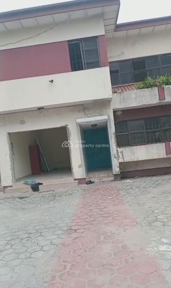 Lease Commercial 4 Bedroom Semi Detached Duplex with Bqs, Victoria Island (vi), Lagos, Commercial Property for Rent