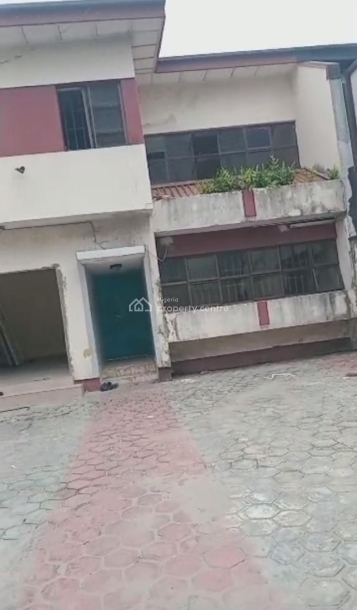 Lease Commercial 4 Bedroom Semi Detached Duplex with Bqs, Victoria Island (vi), Lagos, Commercial Property for Rent