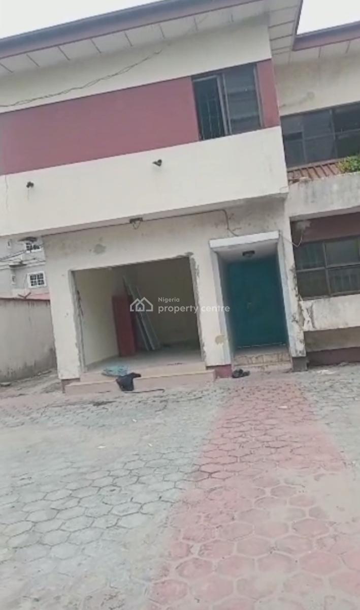 Lease Commercial 4 Bedroom Semi Detached Duplex with Bqs, Victoria Island (vi), Lagos, Commercial Property for Rent