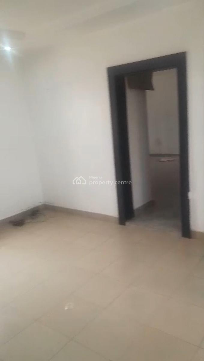 Serviced Spacious 1 Bedroom Flat,2toilet ,with Ac, Off Ademola Adetokumbo, Wuse 2, Abuja, Flat / Apartment for Rent