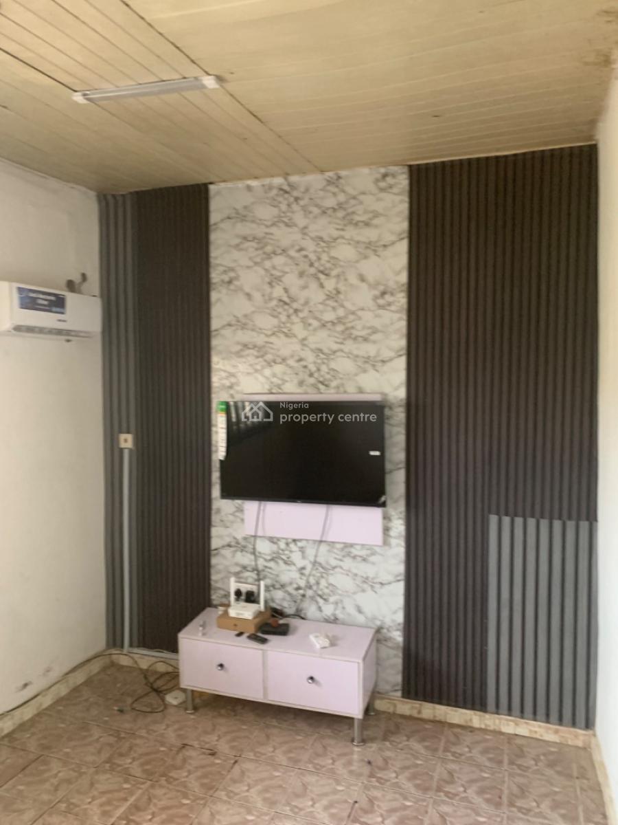 Spacious Self Contain on The Third Floor, Zone 3, Wuse, Abuja, Self Contain (single Rooms) for Rent