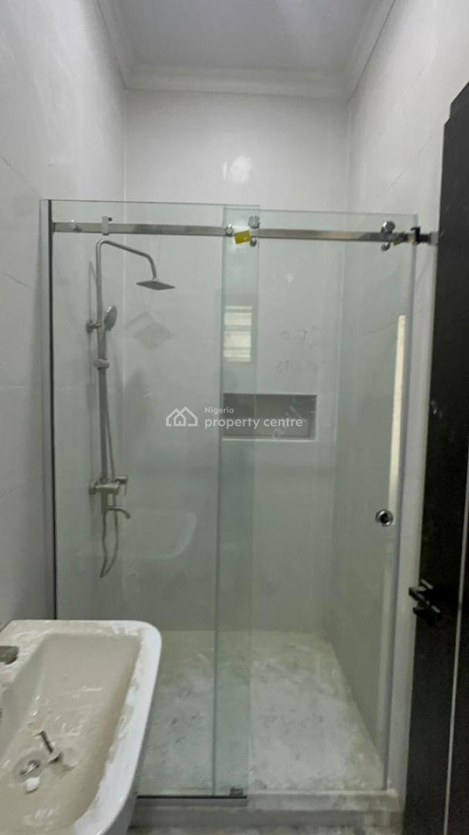 Luxury Finished 2 Beadroom Apartment in a Communal Living Space, Ilasan, Ikate, Lekki, Lagos, Flat / Apartment for Rent