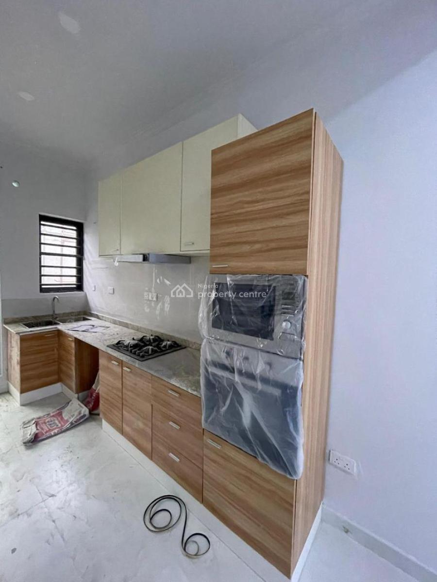 Luxury Finished 2 Beadroom Apartment in a Communal Living Space, Ilasan, Ikate, Lekki, Lagos, Flat / Apartment for Rent