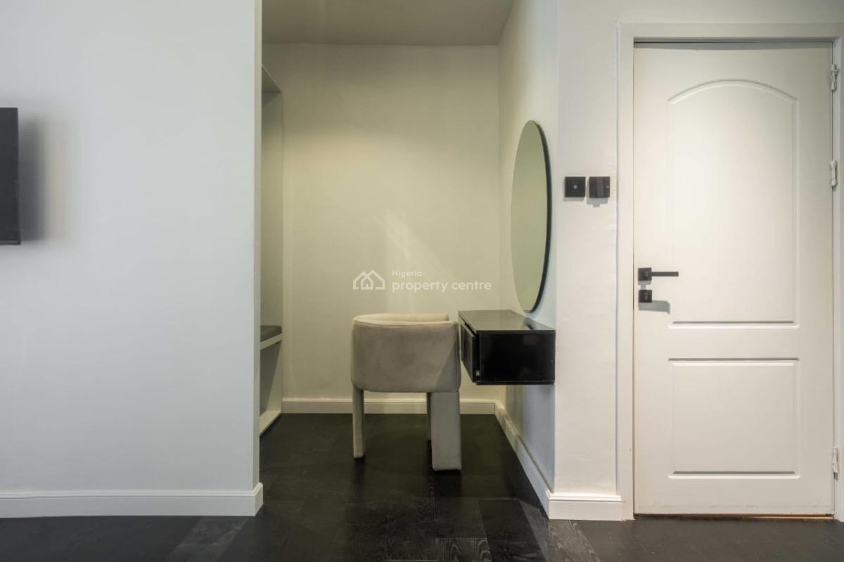 Residence 2 Bedroom Apartment, Lekki Phase 1, Lekki, Lagos, Flat / Apartment Short Let