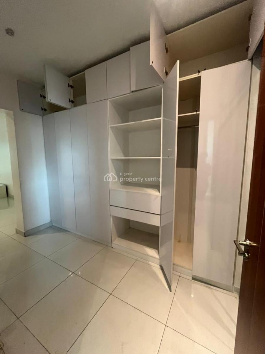 4 Bedrooms Terrace and a Bq, Richmond Estate, Lekki Phase 1, Lekki, Lagos, Terraced Duplex for Sale