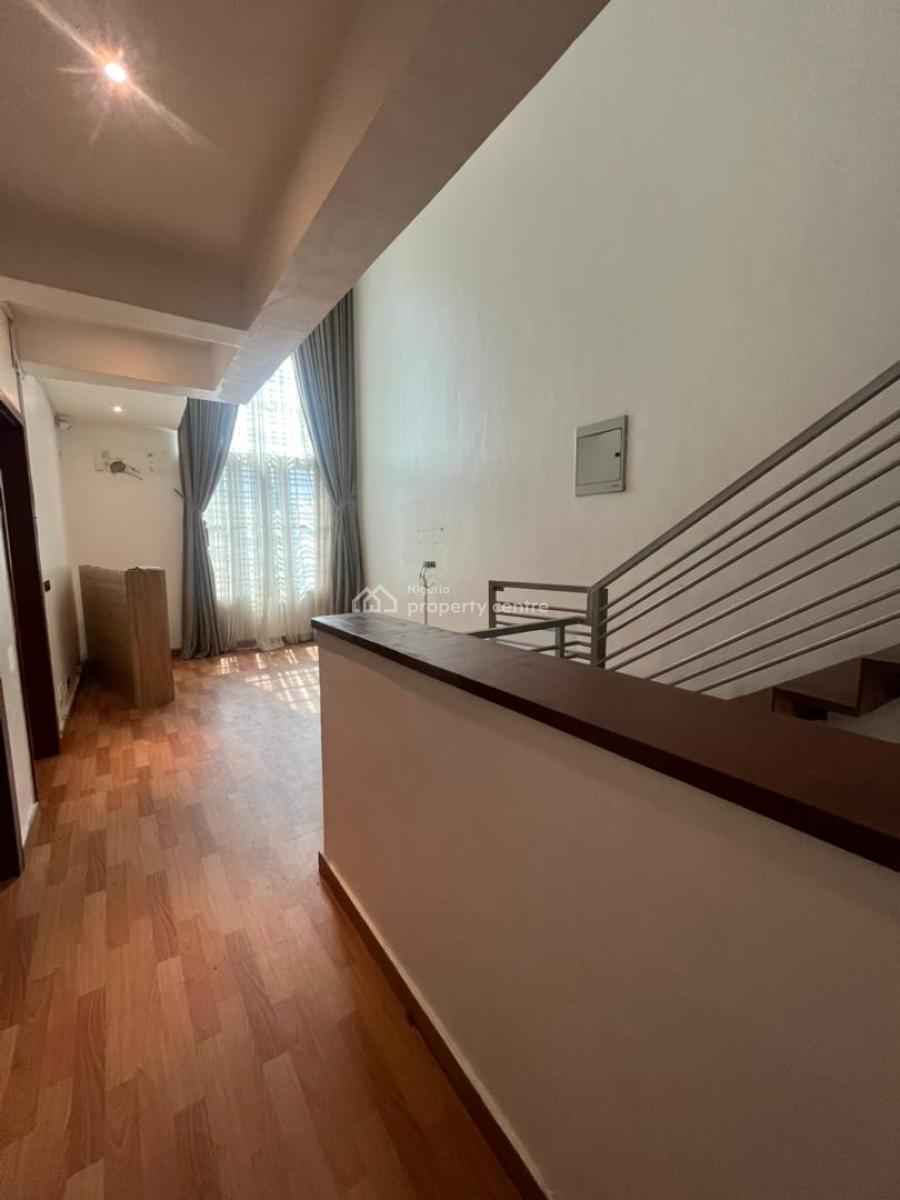 4 Bedrooms Terrace and a Bq, Richmond Estate, Lekki Phase 1, Lekki, Lagos, Terraced Duplex for Sale