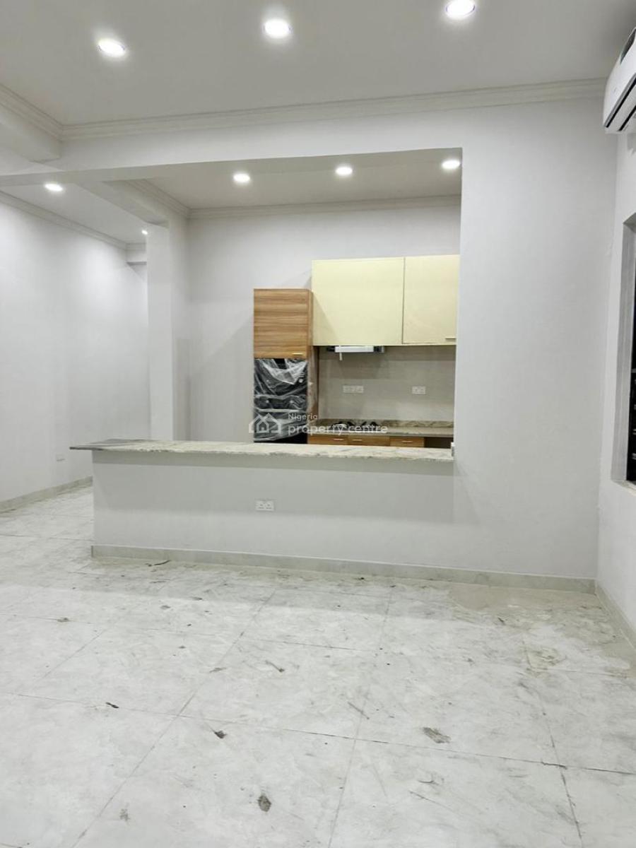 Luxury Finished 2 Beadroom Apartment in a Communal Living Space, Ilasan, Ikate, Lekki, Lagos, Flat / Apartment for Rent