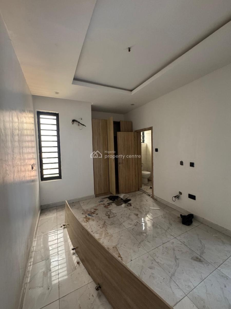 Well Maintained 2 Bedroom Apartment with Pool, Ikate, Lekki, Lagos, Flat / Apartment for Rent