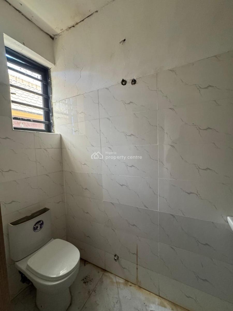 Well Maintained 2 Bedroom Apartment with Pool, Ikate, Lekki, Lagos, Flat / Apartment for Rent