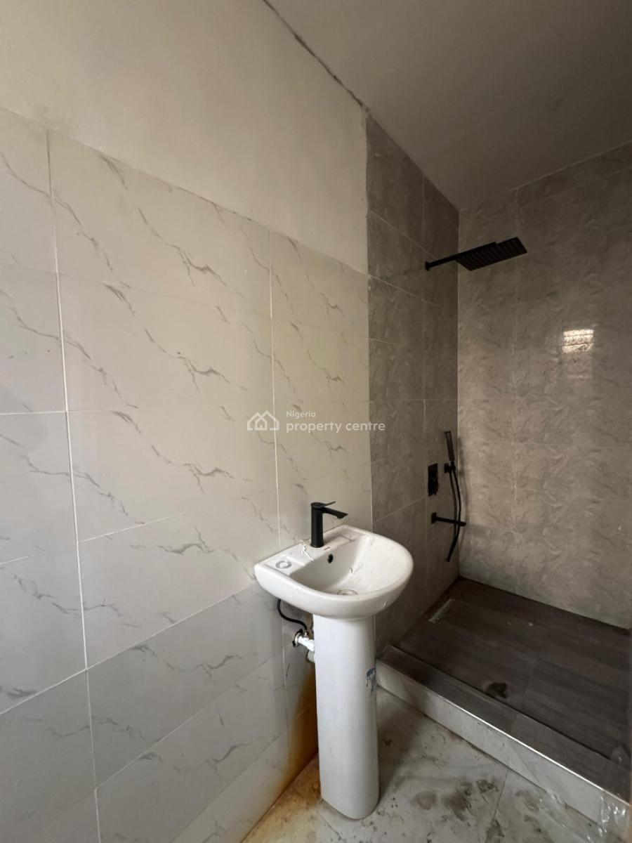 Well Maintained 2 Bedroom Apartment with Pool, Ikate, Lekki, Lagos, Flat / Apartment for Rent